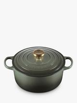 Le Creuset Cast Iron Signature Round Casserole