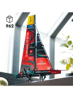 LEGO Technic Emirates Team New Zealand AC75 Yacht Set 42174 - view 2, Multi