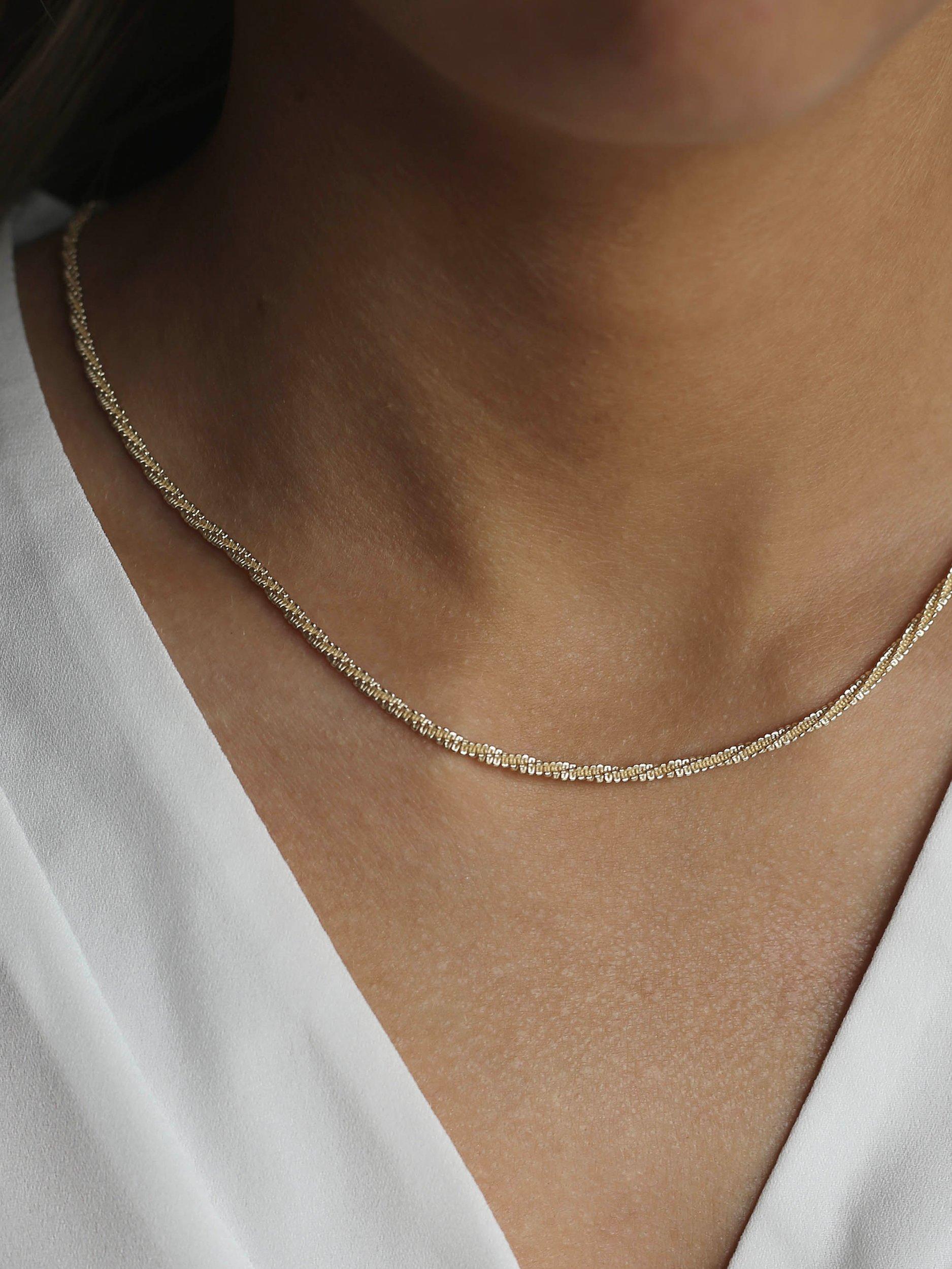 Product image 3 of 5, which shows Tutti & Co True Twist Chain Necklace, Gold