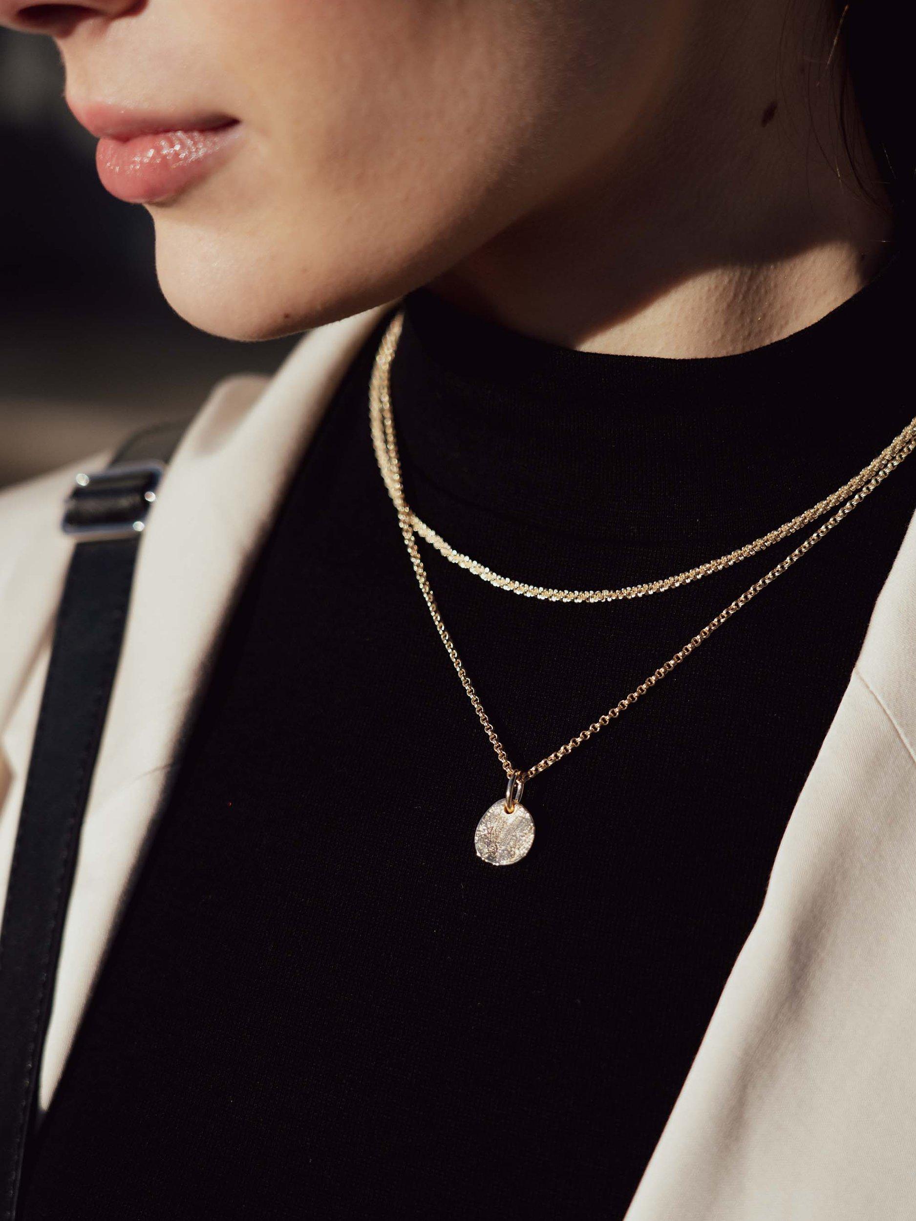 Product image 4 of 5, which shows Tutti & Co True Twist Chain Necklace, Gold