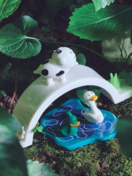 Alessi Christmas Pond & Ducks Porcelain Figurine - view 2, Multi-colour