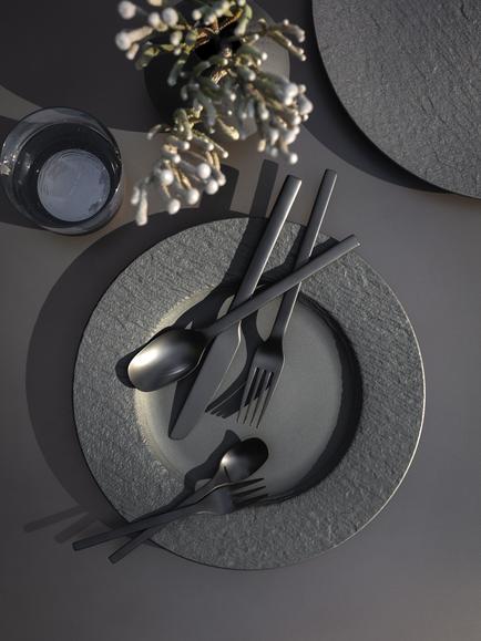 Villeroy & Boch Manufacture Rock Porcelain Dinner Plate, Set of 2, 27cm - view 2, Black