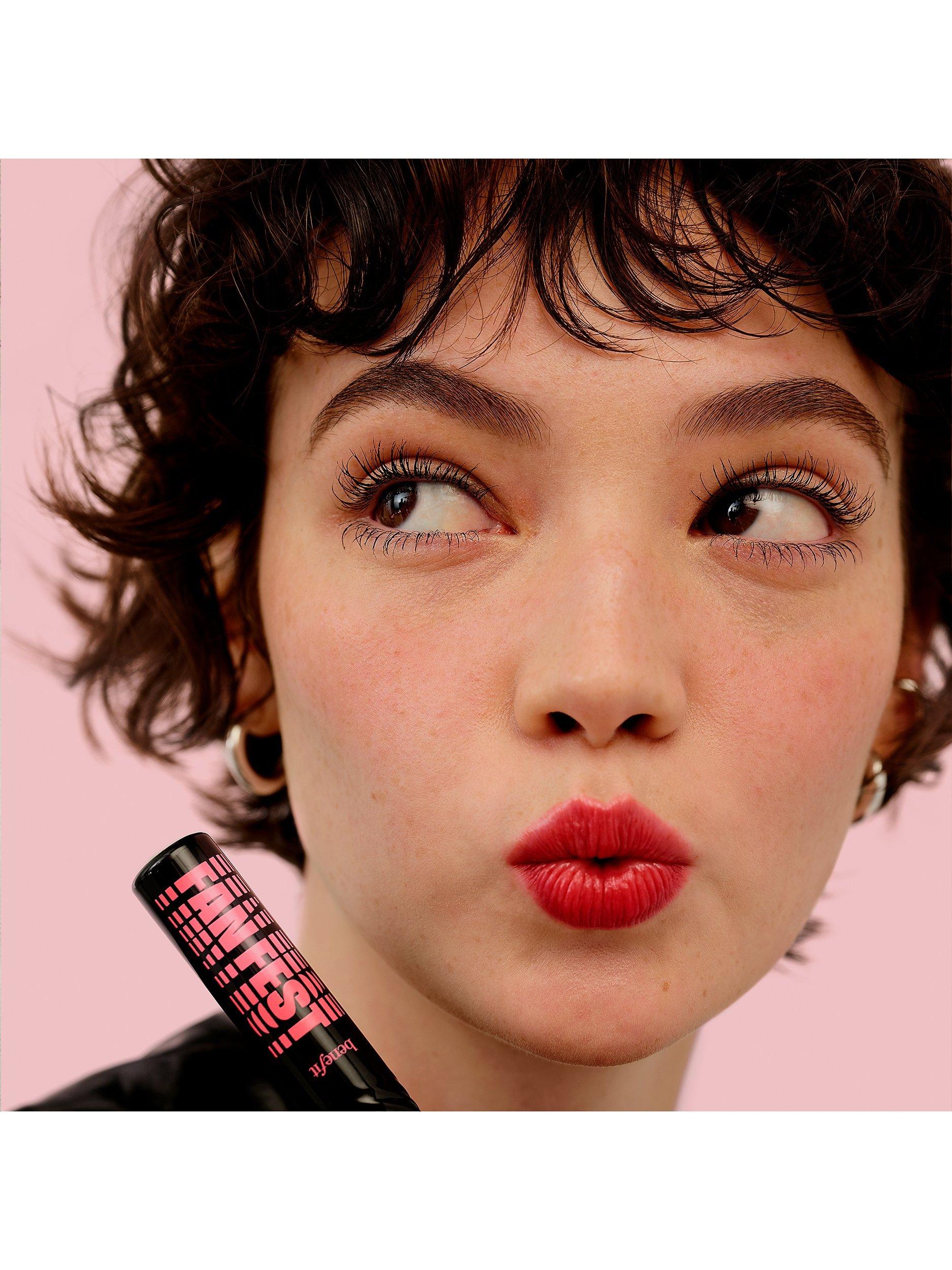 Product image 4 of 8, which shows Benefit Big Lil' Lash Fan Fest Mascara Makeup Gift Set