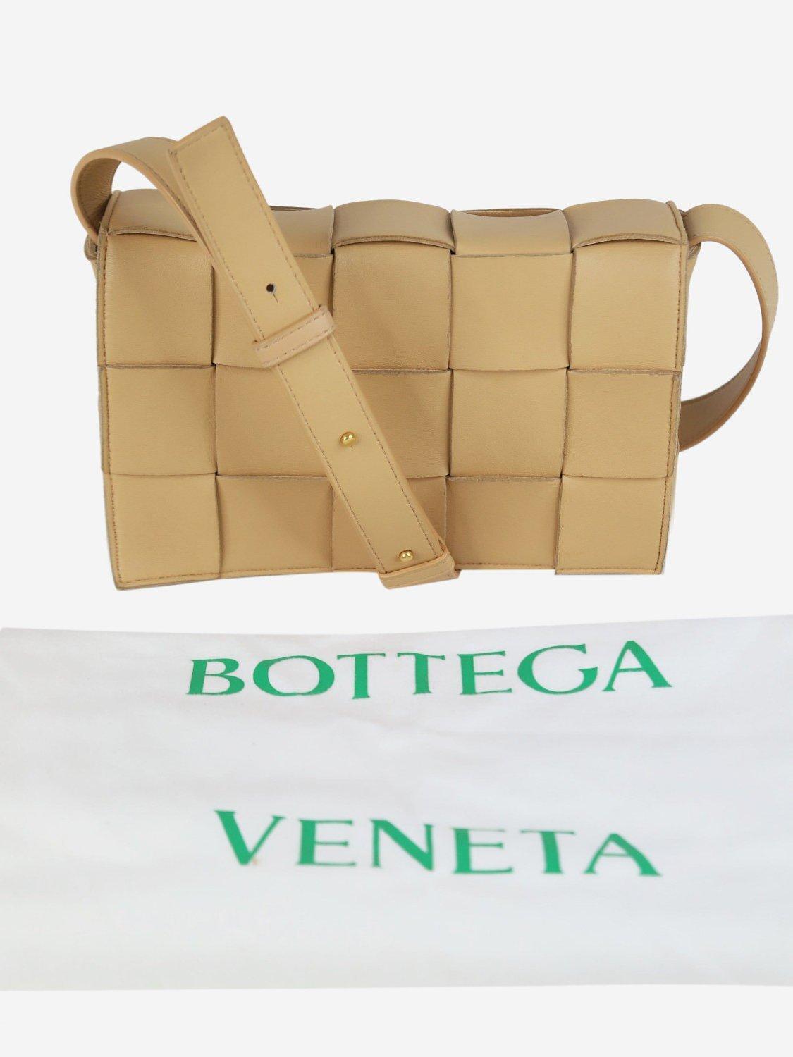 Pre-loved Bottega Veneta Classic Cassette Bag, Porridge