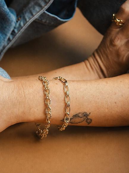 Daisy London Daisy x Polly Newman Vintage-Style Link Chain Bracelet, Gold - view 2, Gold