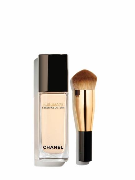 CHANEL Sublimage L'essence De Teint Ultimate Radiance-Generating Serum Foundation, B00, B00
