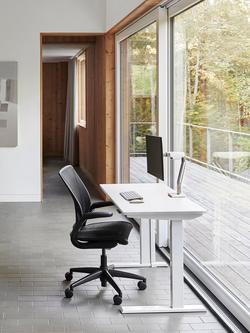 Humanscale eFloat Go 2.0 Electric Sit/Stand Desk, White - view 2, White