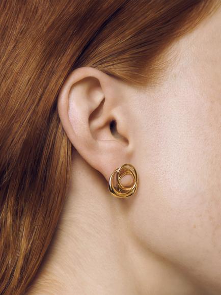 Monica Vinader Nura Wrap Stud Earrings, Gold - view 2, Gold