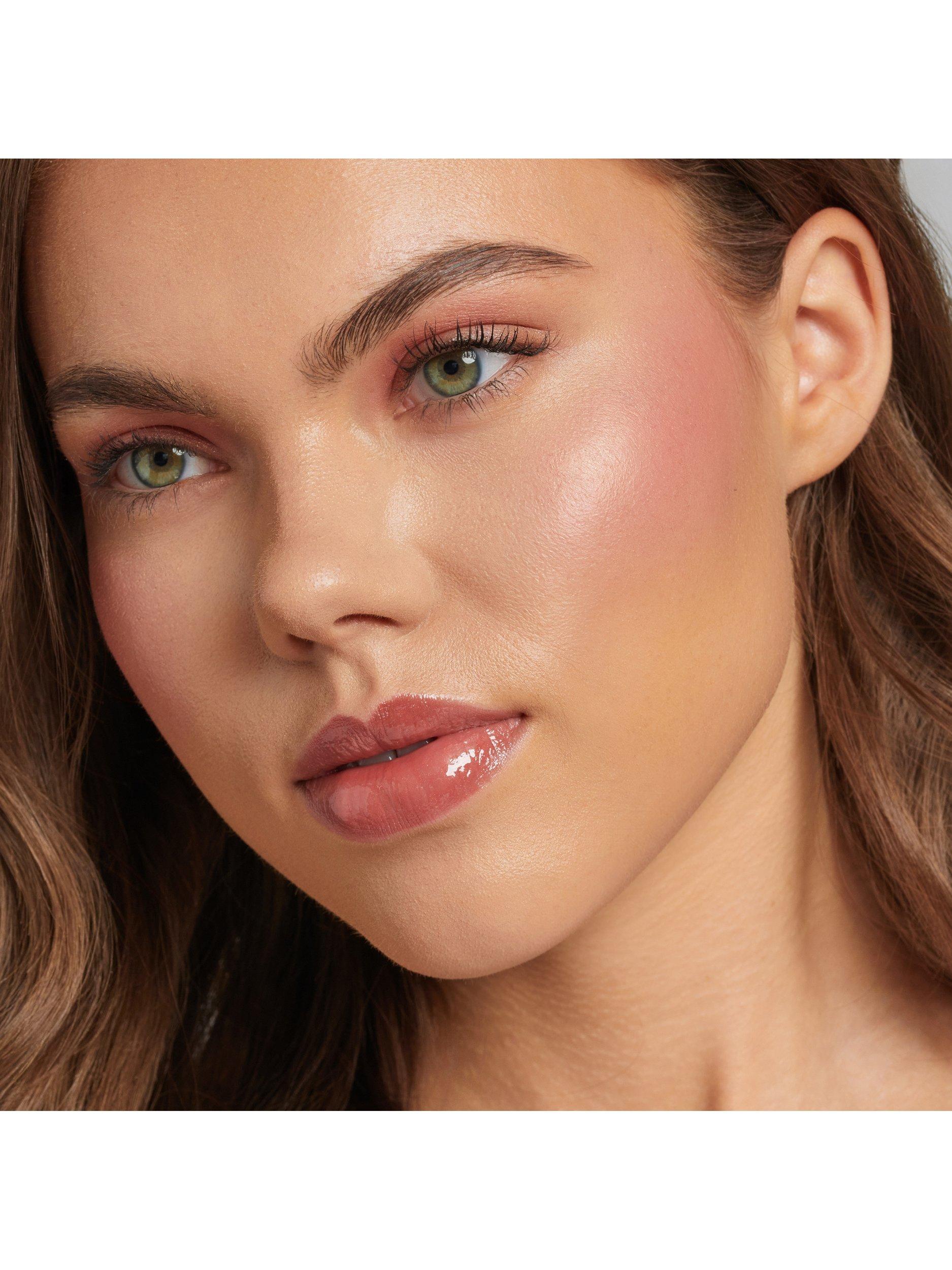 Product image 3 of 7, which shows BY TERRY Starlight Glow CC Highlighter, 2. Fairy Flirt