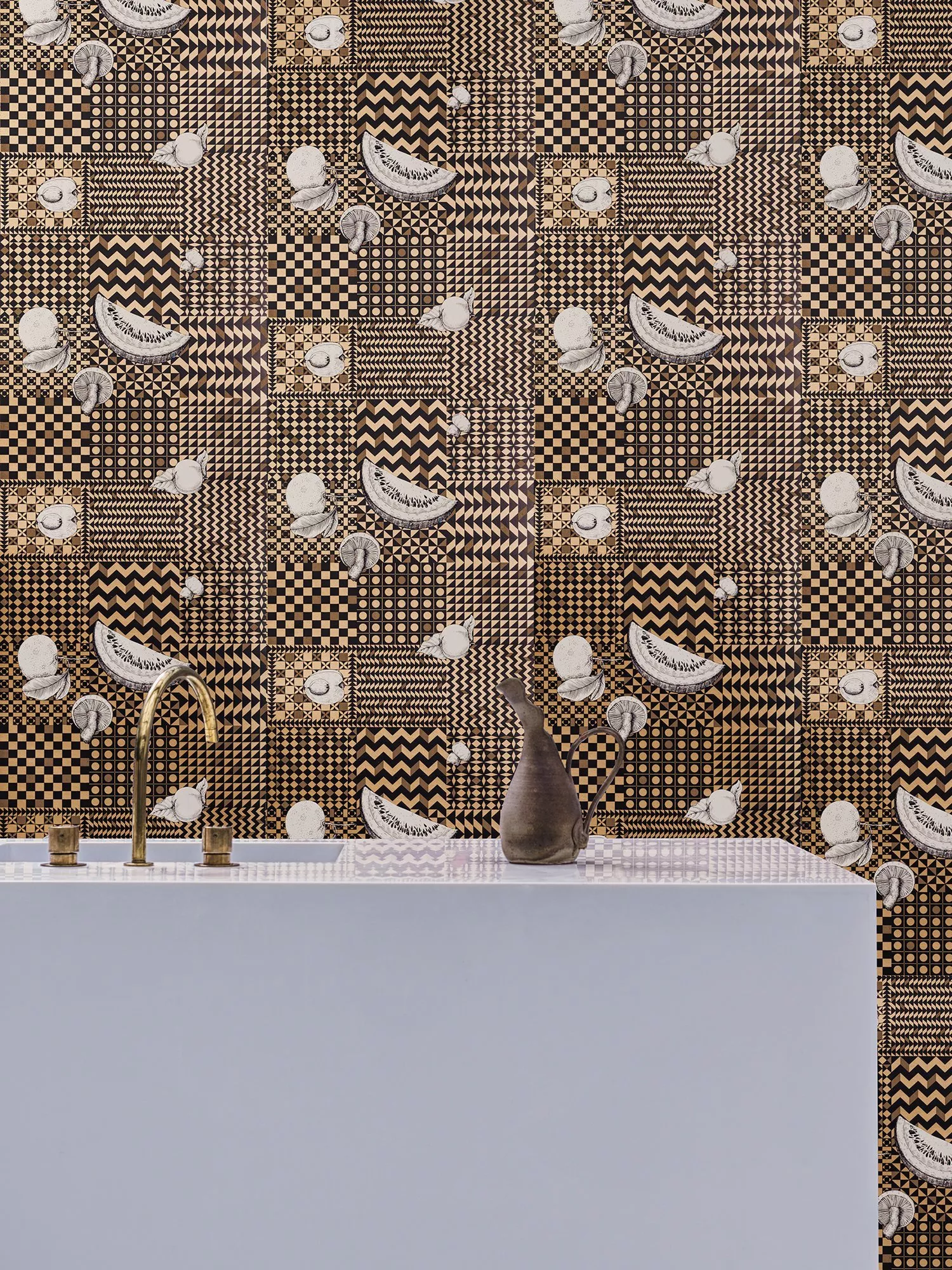 Black, White & Gold 123/6031 