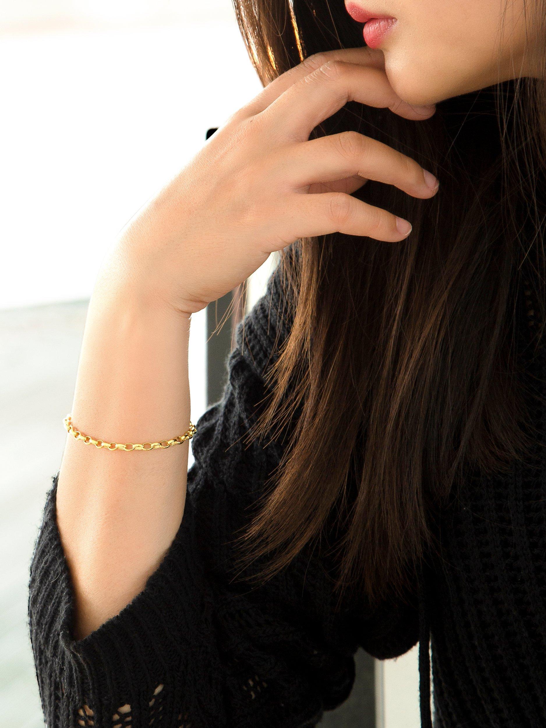 Product image 4 of 5, which shows IBB 18ct Gold Hollow Oval Belcher Bracelet, Gold
