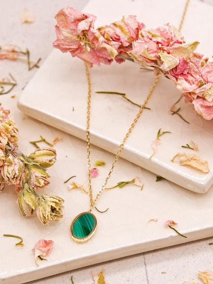 IBB 9ct Gold Malachite Oval Chain Necklace, Gold - view 2, Gold