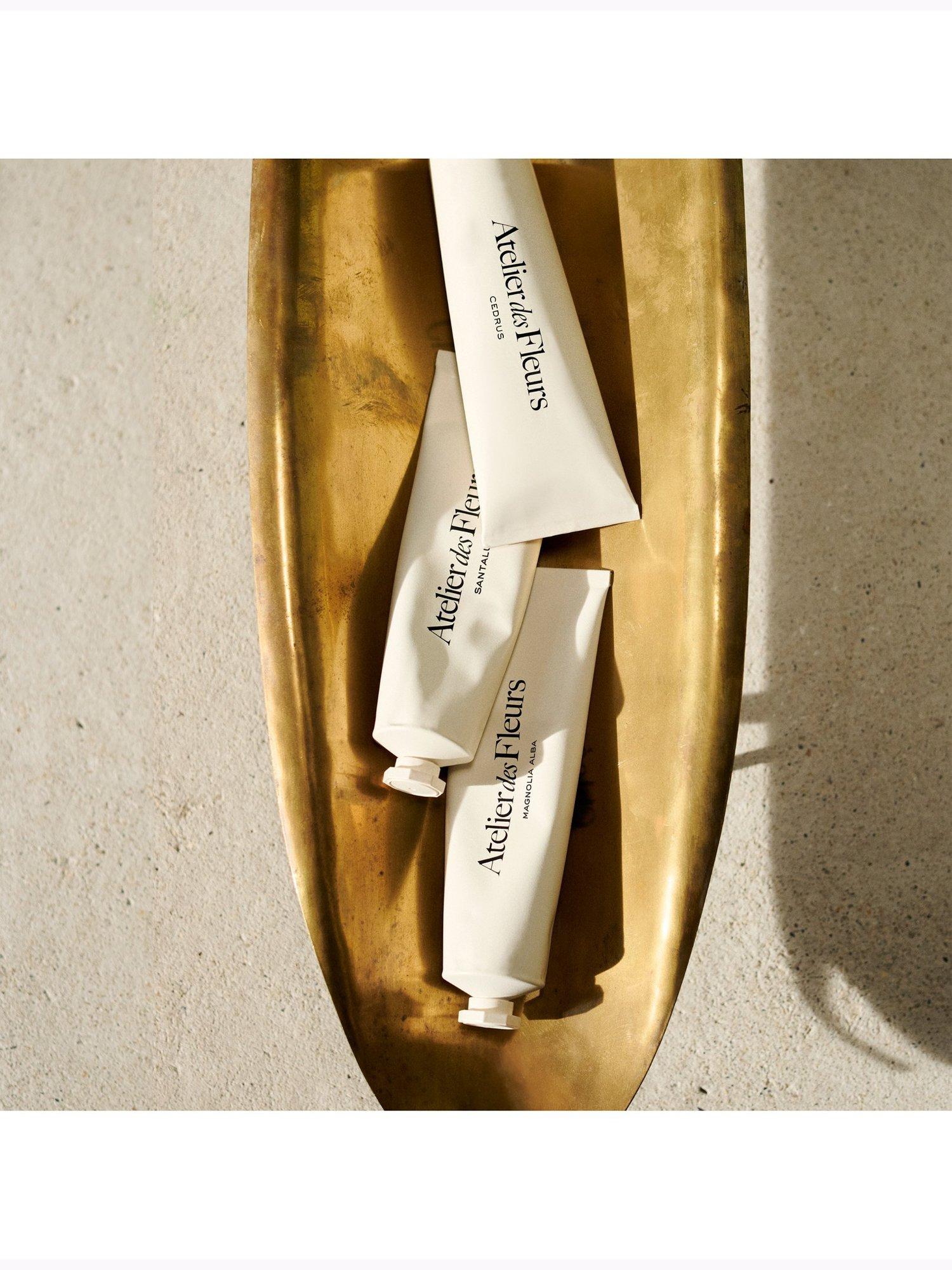 Product image 5 of 8, which shows Chloé Atelier des Fleurs Santalum Hand Cream, 50ml