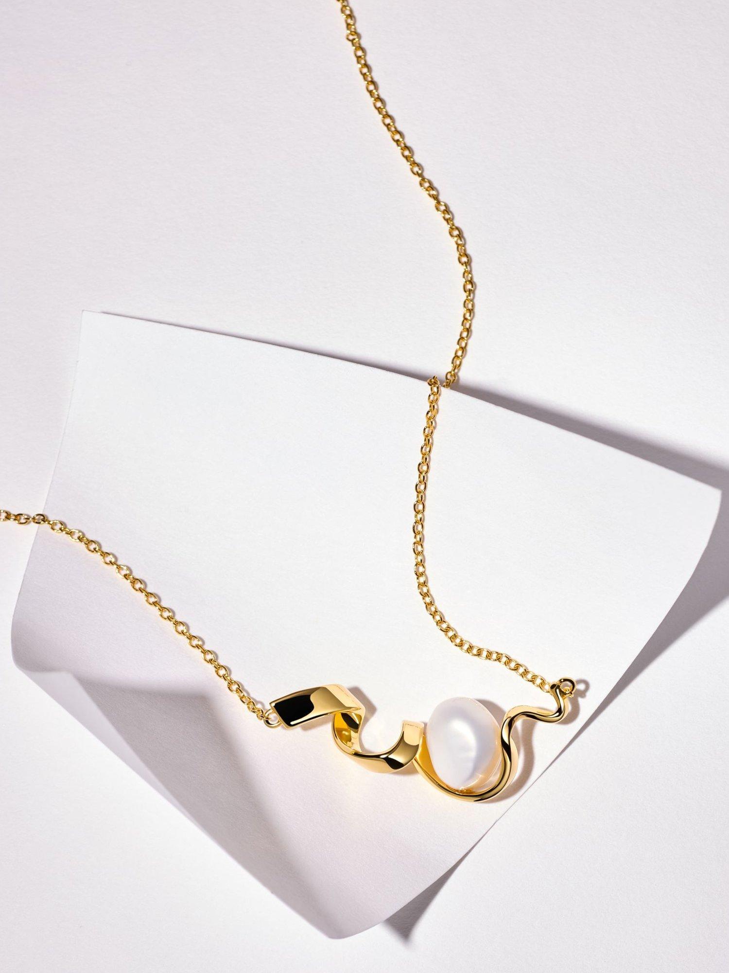 Product image 4 of 4, which shows Astley Clarke Freshwater Pearl Spiral Necklace, Gold