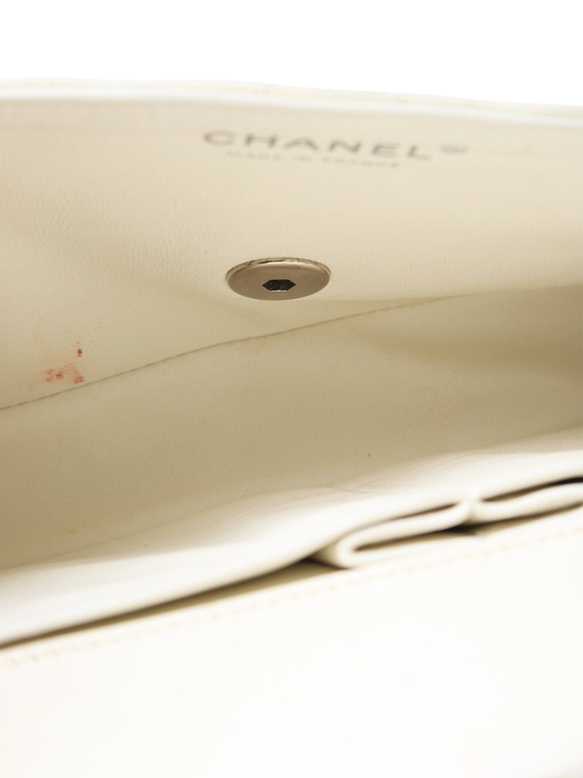 Product image 9 of 10, which shows Pre-loved CHANEL 2004 Vintage Lambskin Classic Single Flap Shoulder Bag, White