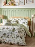 Disney x Sanderson Winnie the Pooh Duvet Cover and Pillowcase Set, Green/Multi
