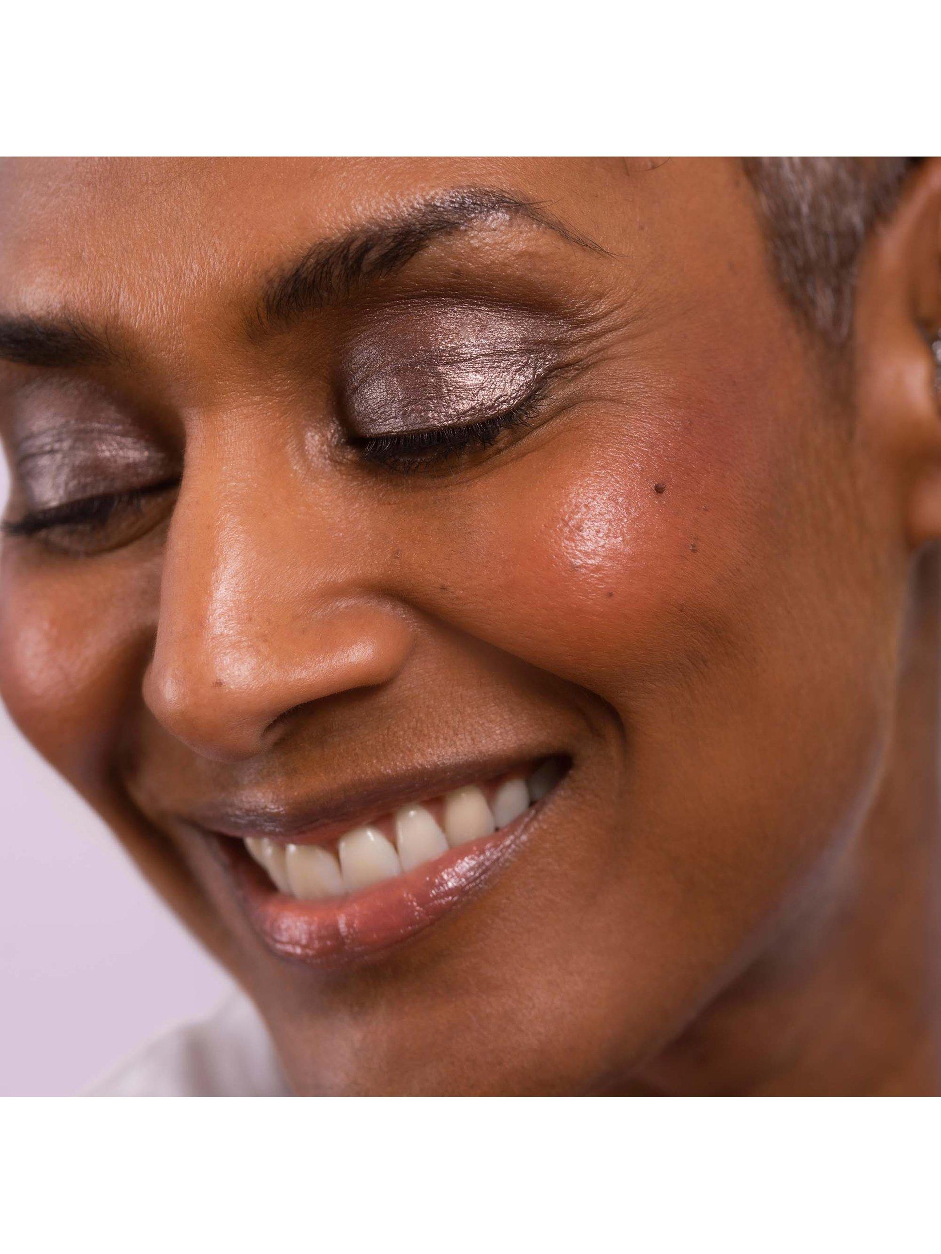 Product image 2 of 3, which shows Trinny London Eye2Eye Eyeshadow Satin, Magician