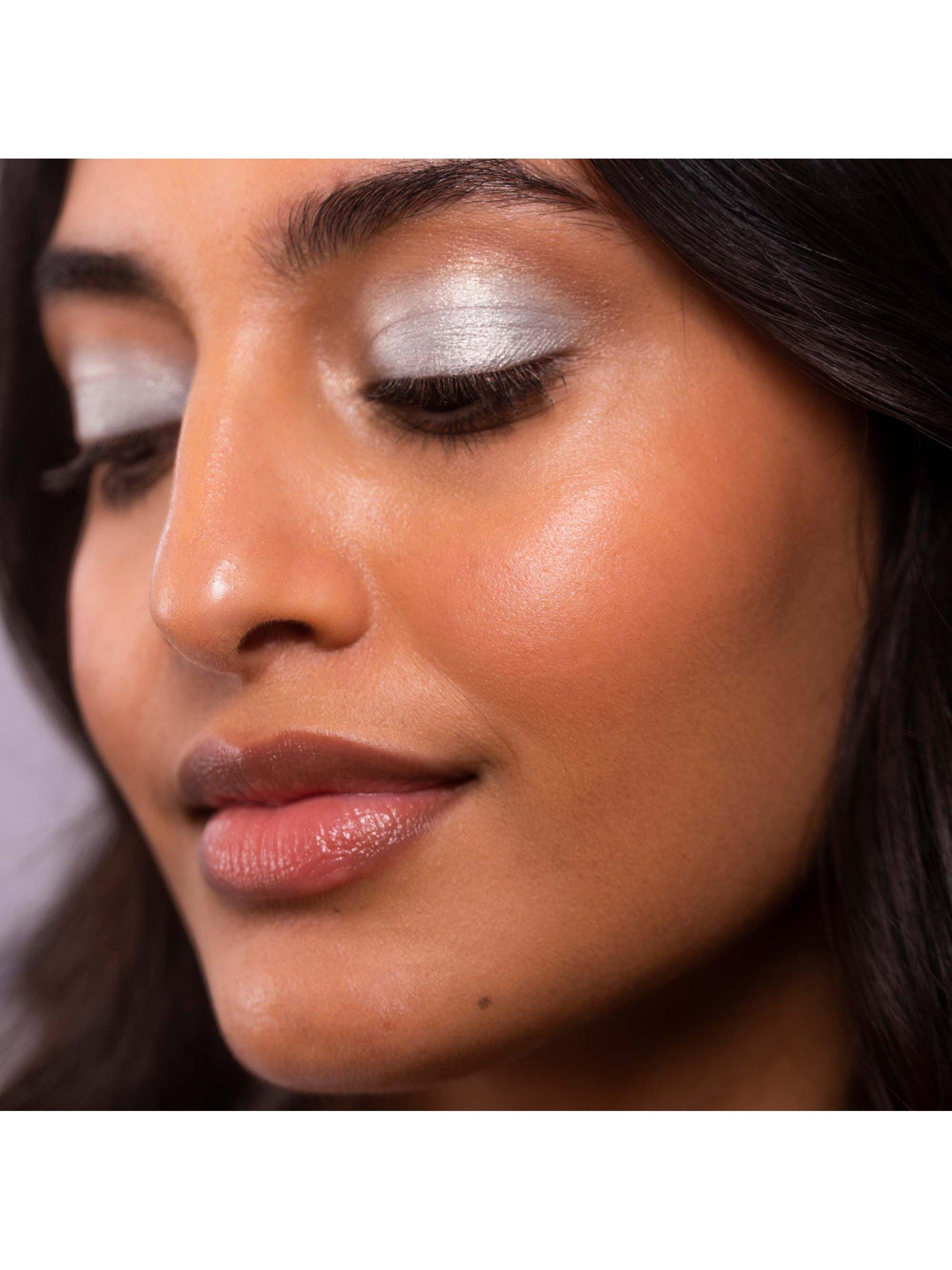 Product image 2 of 3, which shows Trinny London Eye2Eye Eyeshadow Shimmer, Star