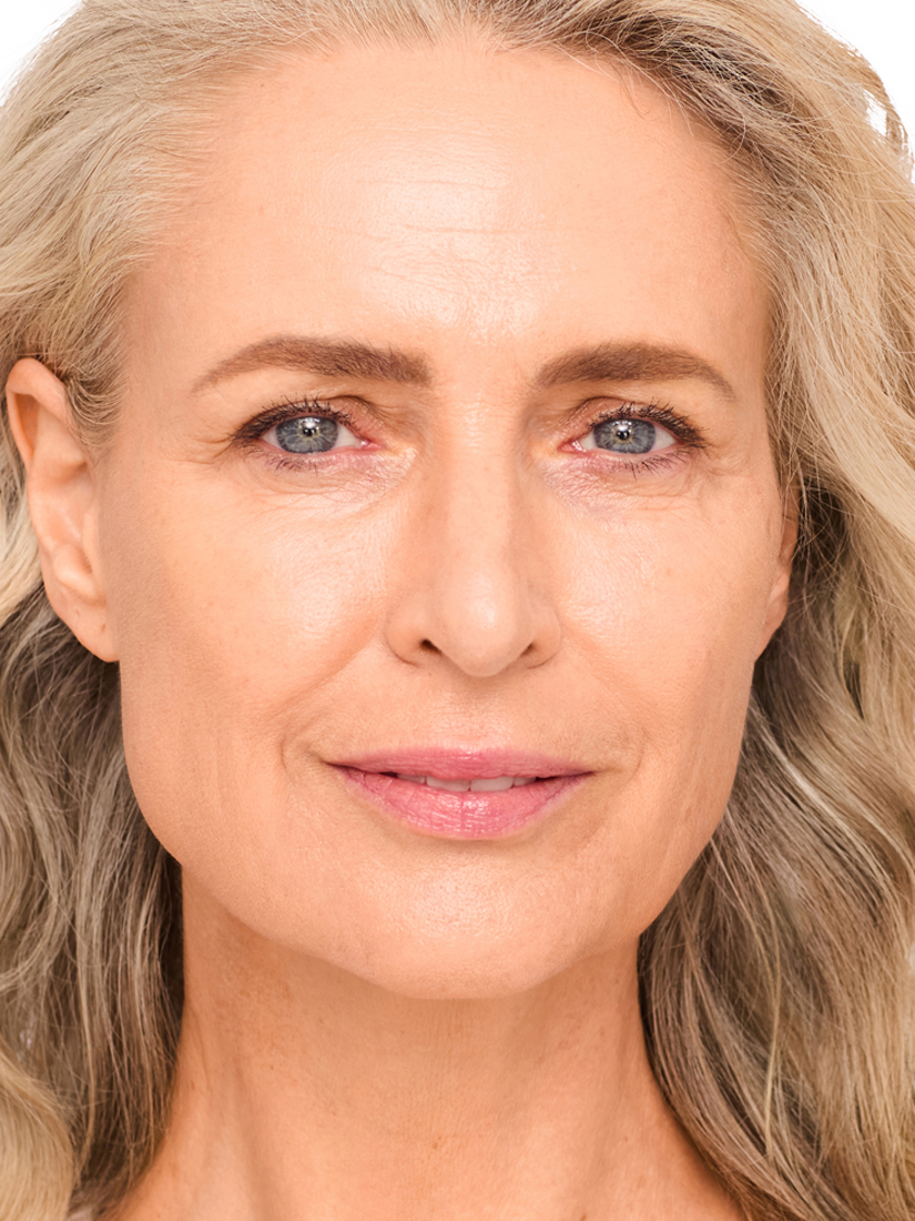 Product image 4 of 7, which shows Trinny London BFF SPF 30 Cream Skin Perfector, Light/Medium
