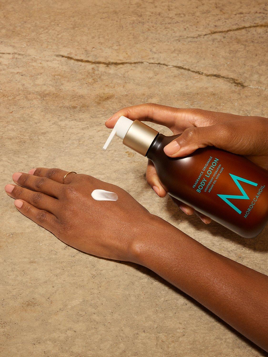Product image 2 of 9, which shows Moroccanoil Body Lotion Fragrance Originale, 360ml