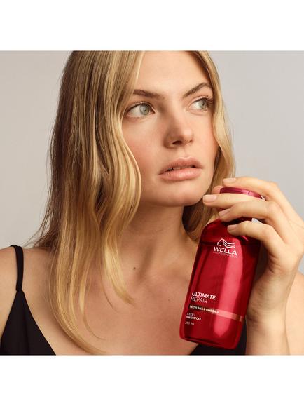 Wella Professionals Ultimate Repair Shampoo to Rebuild and Repair All Types of Hair Damage, 250ml - view 2, 