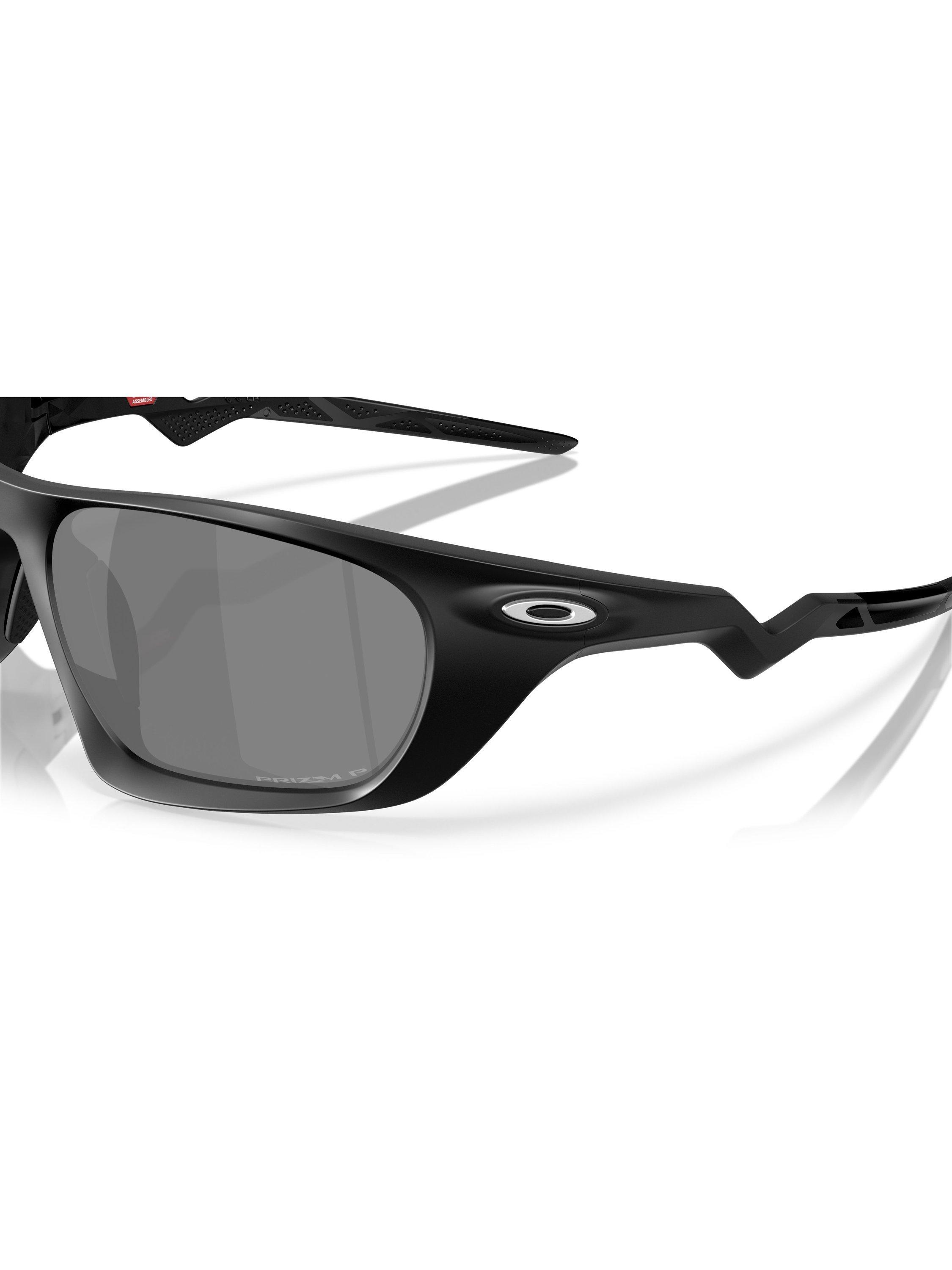 Product image 7 of 8, which shows Oakley OO9431 Men's Polarised Rectangular Sunglasses, Matte Black/Grey
