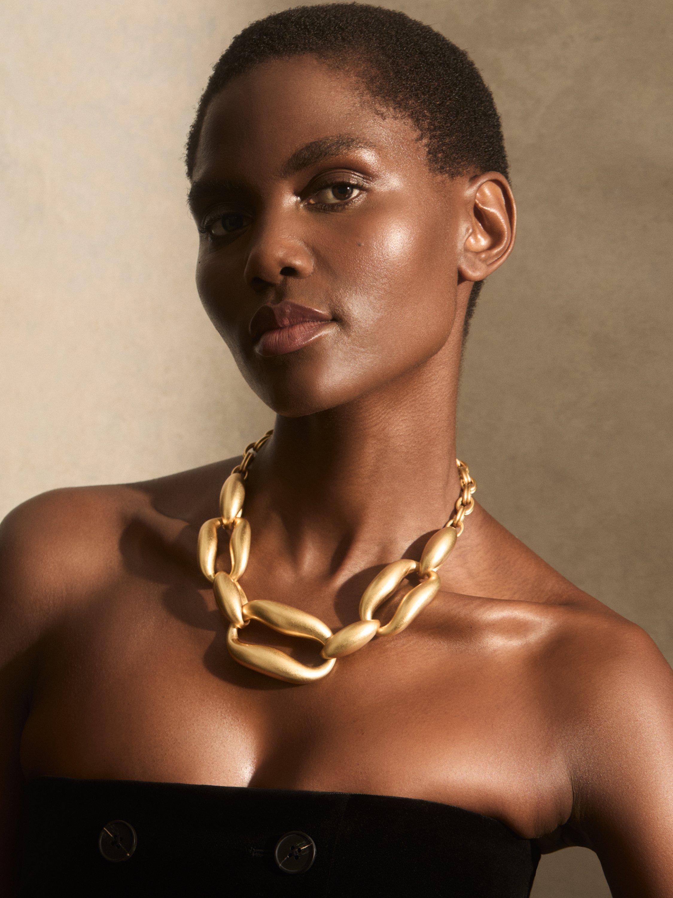 Product image 2 of 5, which shows Reiss Lydia Custom Link Necklace, Gold