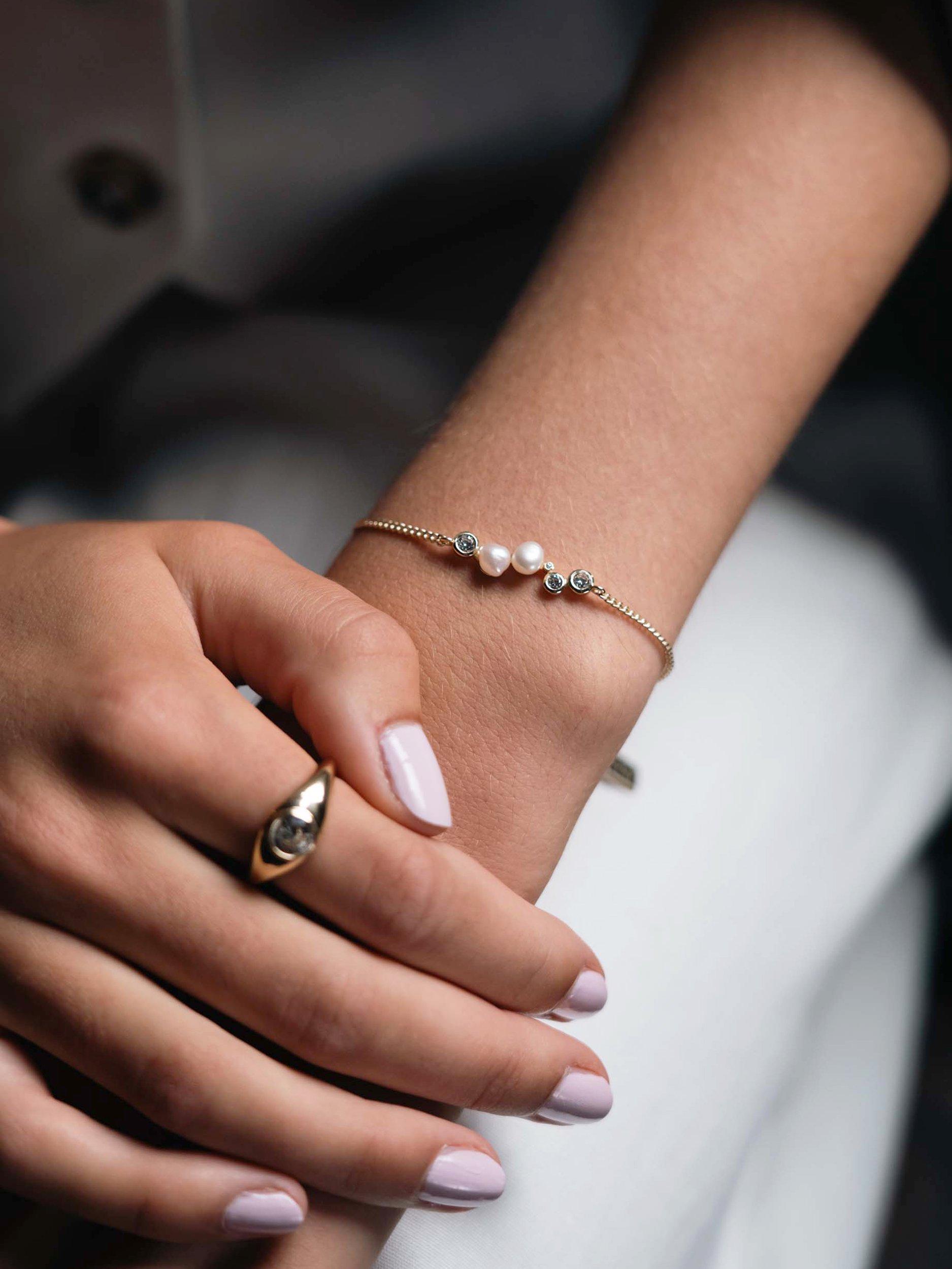 Product image 3 of 4, which shows Tutti & Co Oyster Freshwater Pearl and Quartz Chain Bracelet, Gold