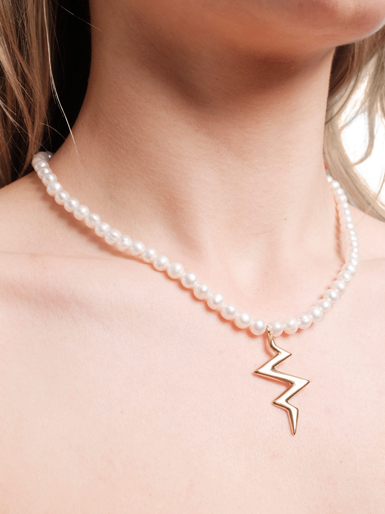 Product image 3 of 4, which shows Toolally x Laura Whitmore Beat Pearl Necklace, Pearl/Gold