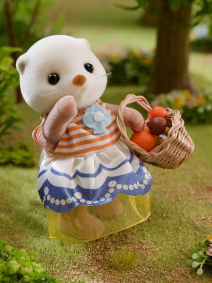 Sylvanian Families Sea Otter Family - view 2, Multi