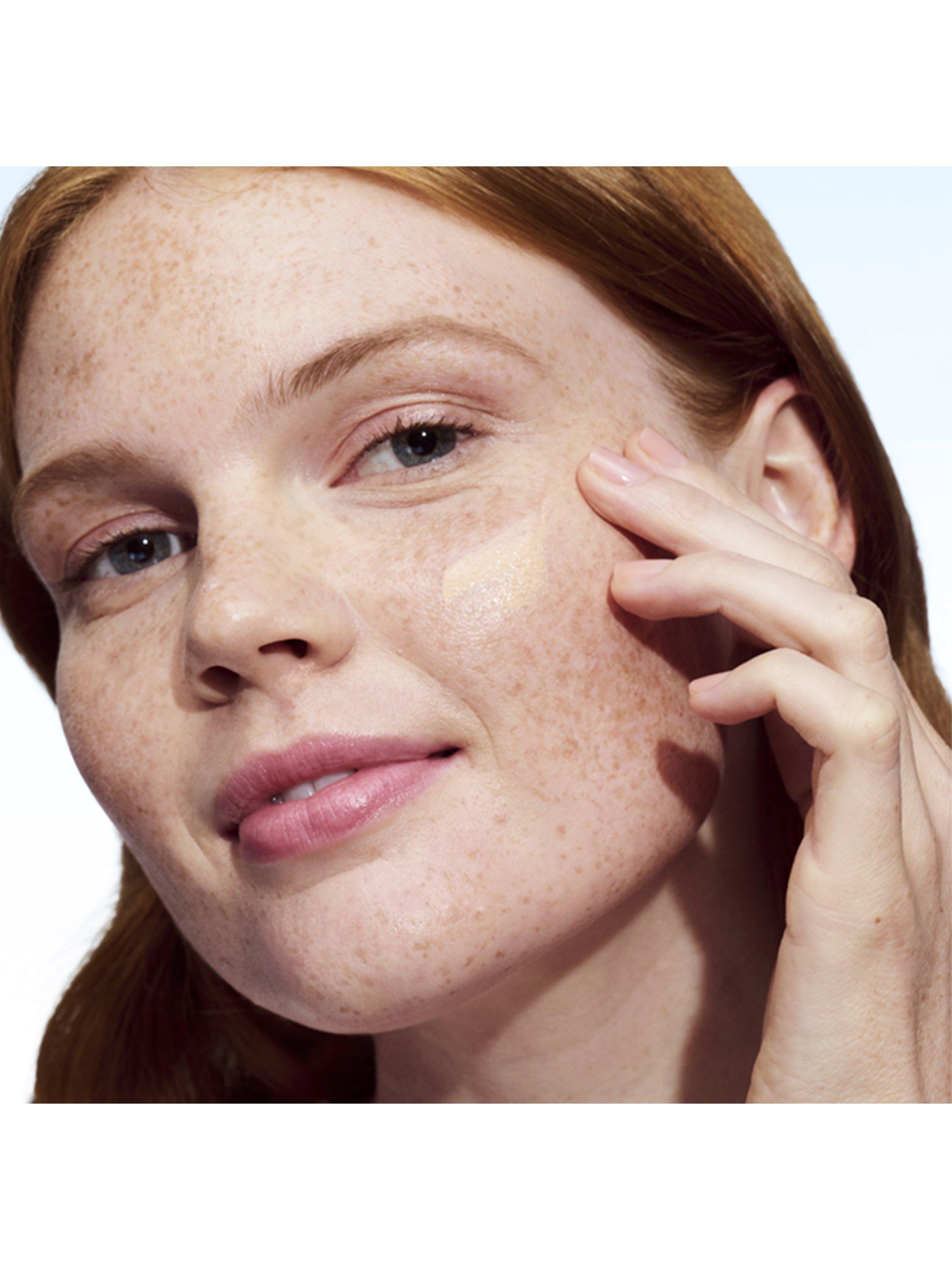 Product image 8 of 9, which shows Clinique Even Better Clinical Vitamin Makeup SPF 50, 02 Light Cool 1