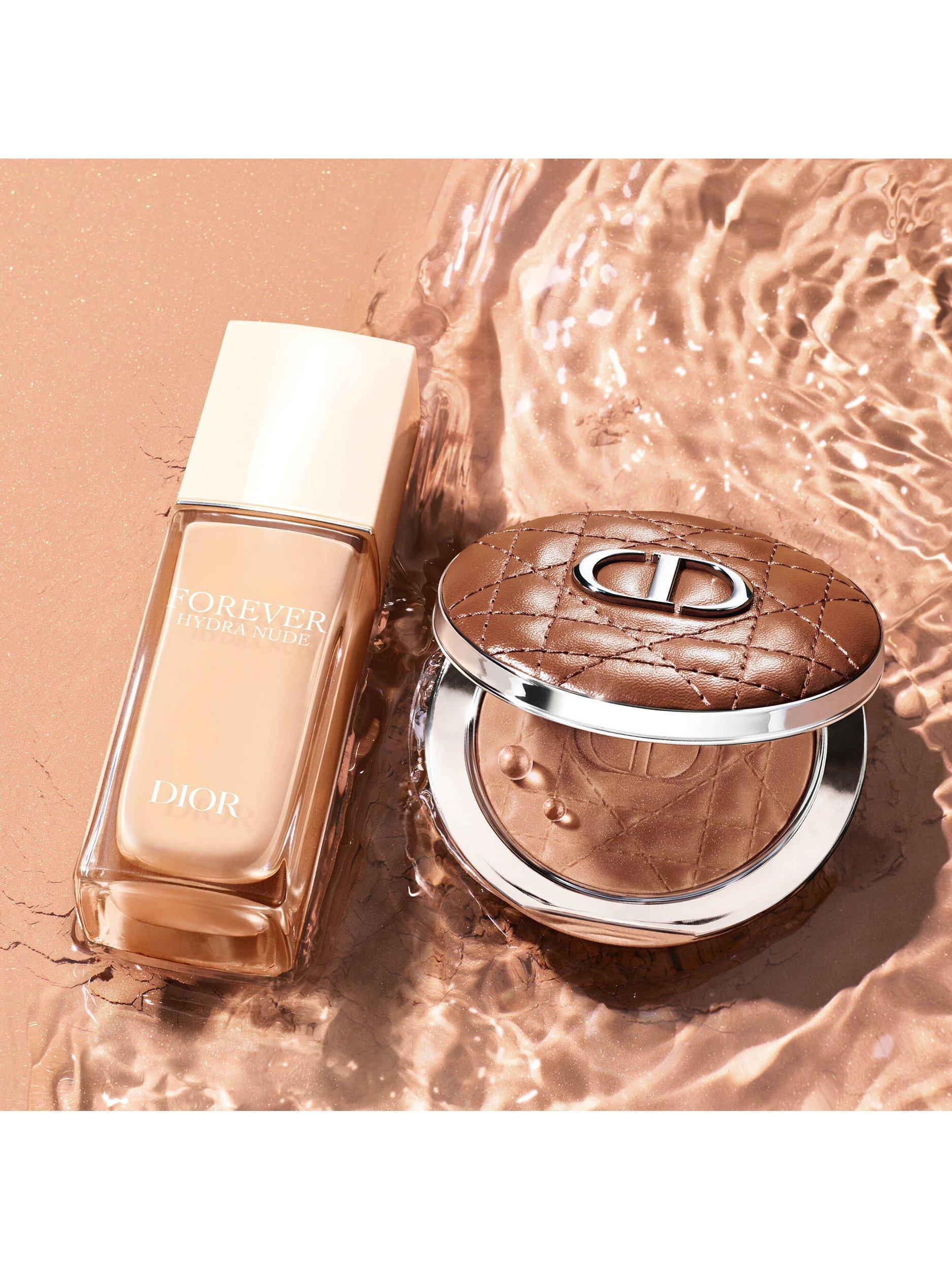 Product image 5 of 6, which shows DIOR Forever Nude Bronze Glow, 04
