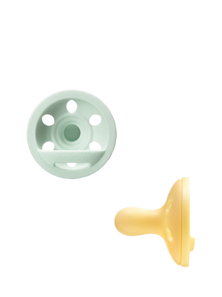 Tommee Tippee Breast-Like Soothers, 0-6m, Pack of 2, Multi, Multi