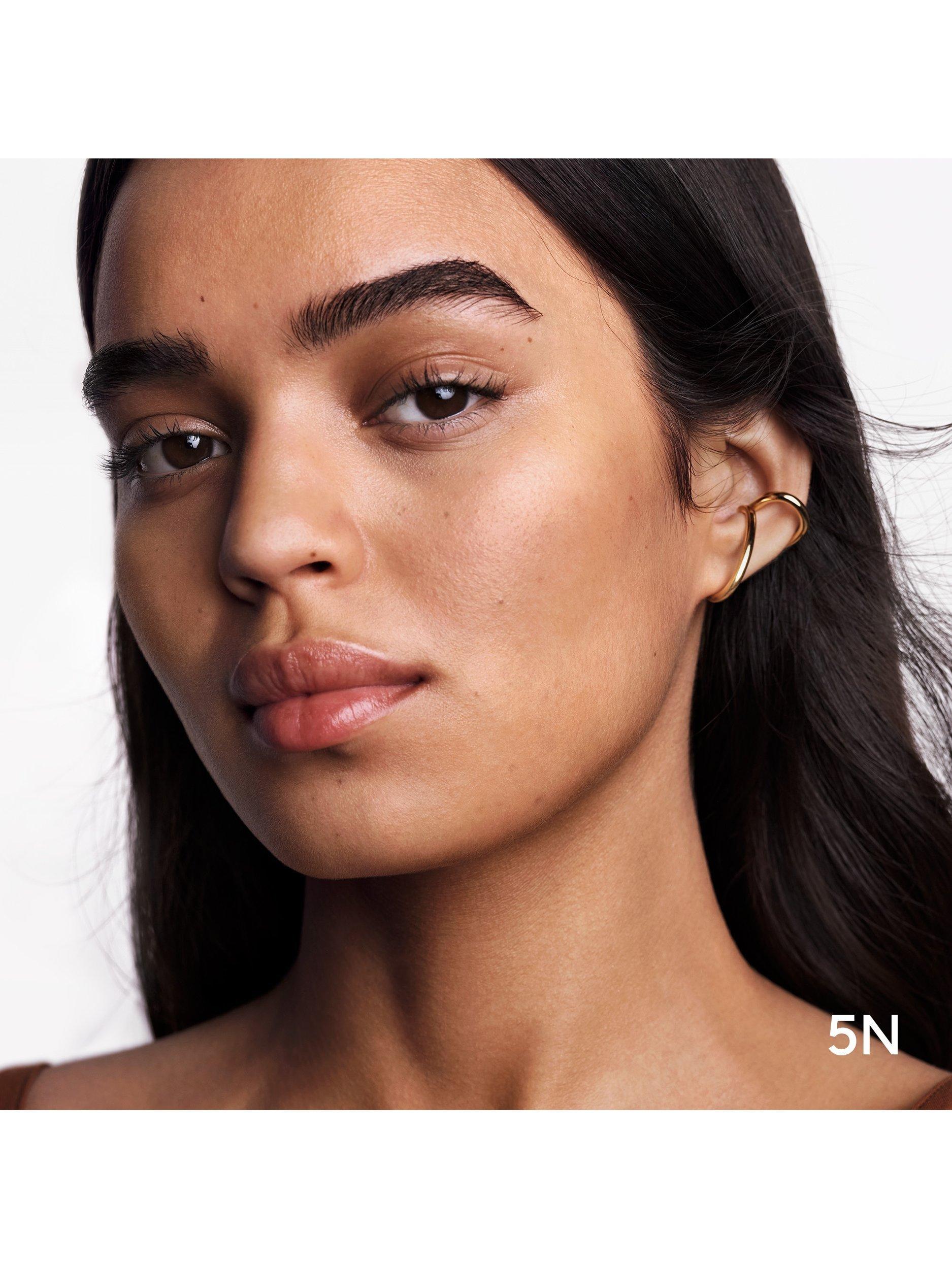 Product image 4 of 10, which shows Guerlain Terracotta Le Teint Glow Healthy Glow Foundation, 5N