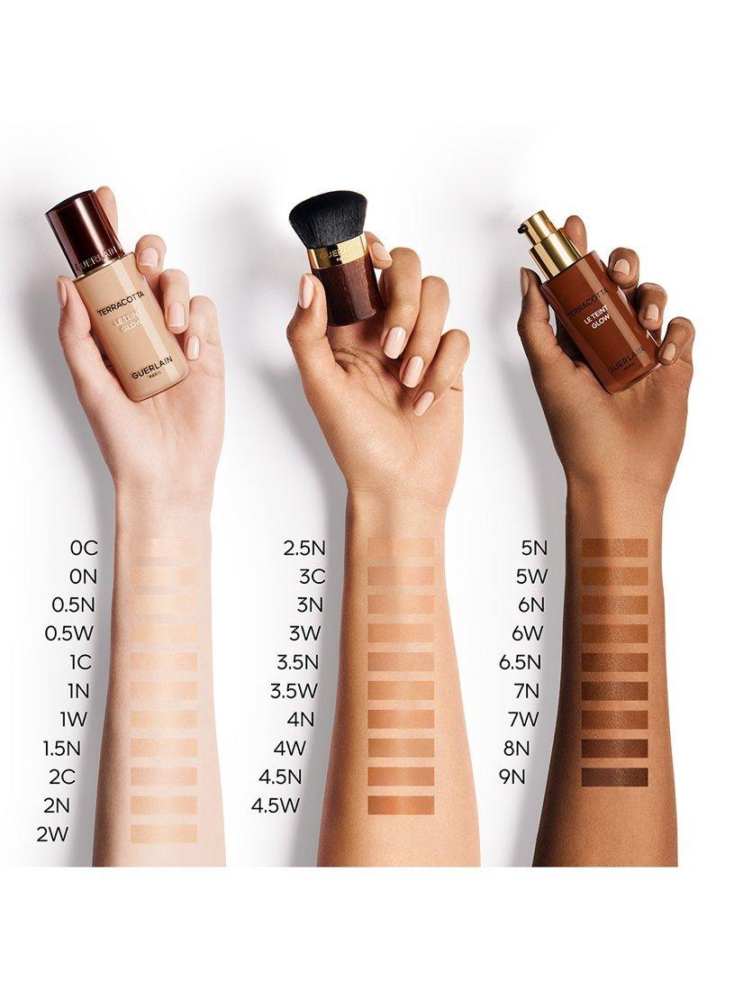 Product image 6 of 10, which shows Guerlain Terracotta Le Teint Glow Healthy Glow Foundation, 5N