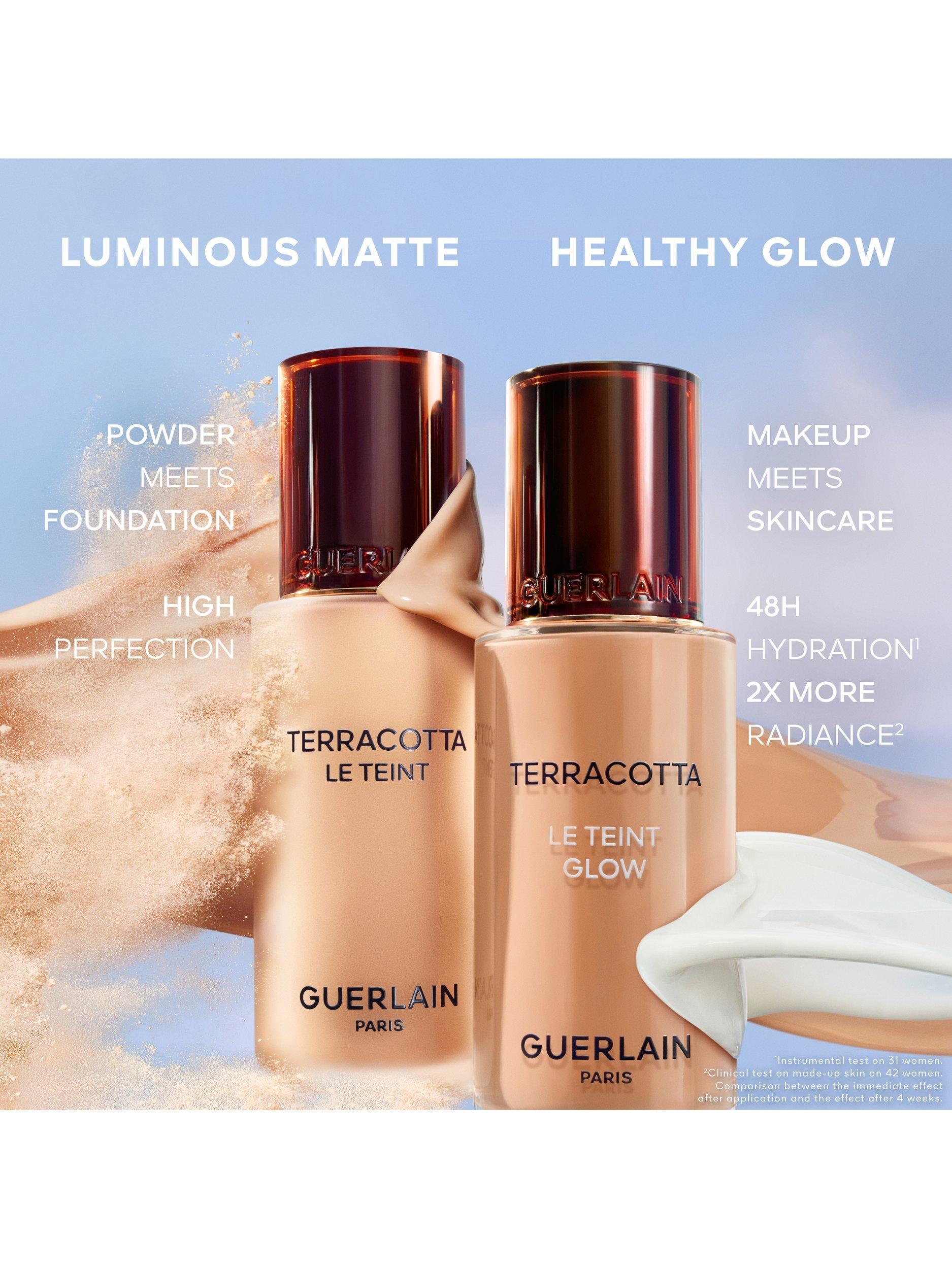 Product image 8 of 10, which shows Guerlain Terracotta Le Teint Glow Healthy Glow Foundation, 5N