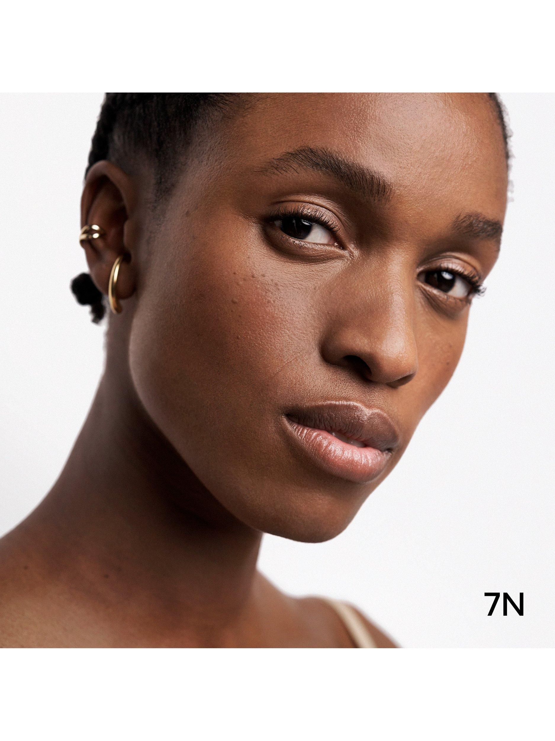 Product image 4 of 10, which shows Guerlain Terracotta Le Teint Glow Healthy Glow Foundation, 7N