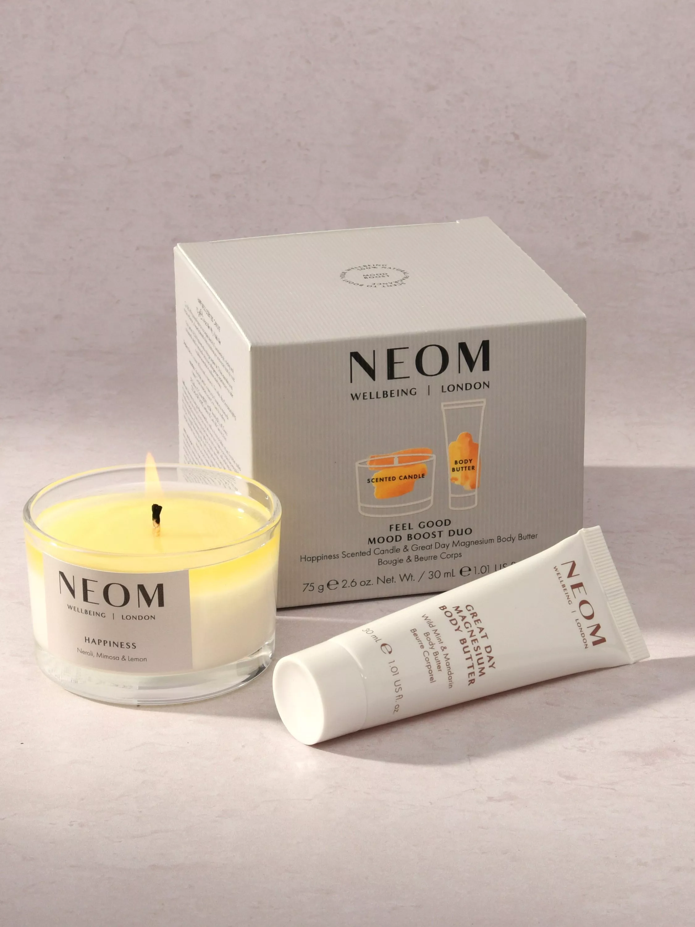 gift set with candles and diffuser