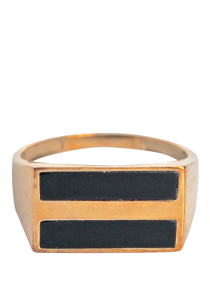Product image 1 of 1, which shows L & T Heirlooms Pre-Loved Men's 9ct Yellow Gold Onyx Signet Ring, Yellow Gold