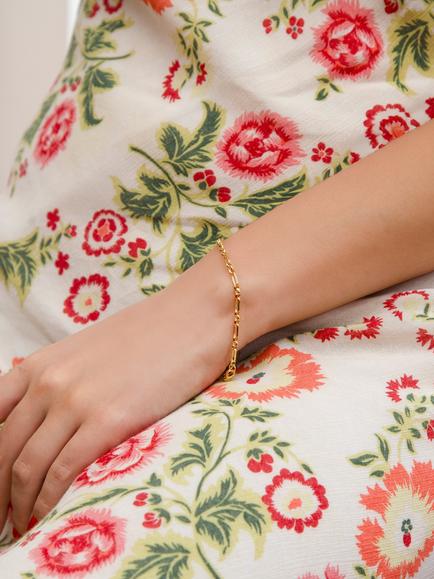 IBB 18ct Yellow Gold Diamond Cut Figaro Belcher Chain Bracelet, Gold - view 2, Gold