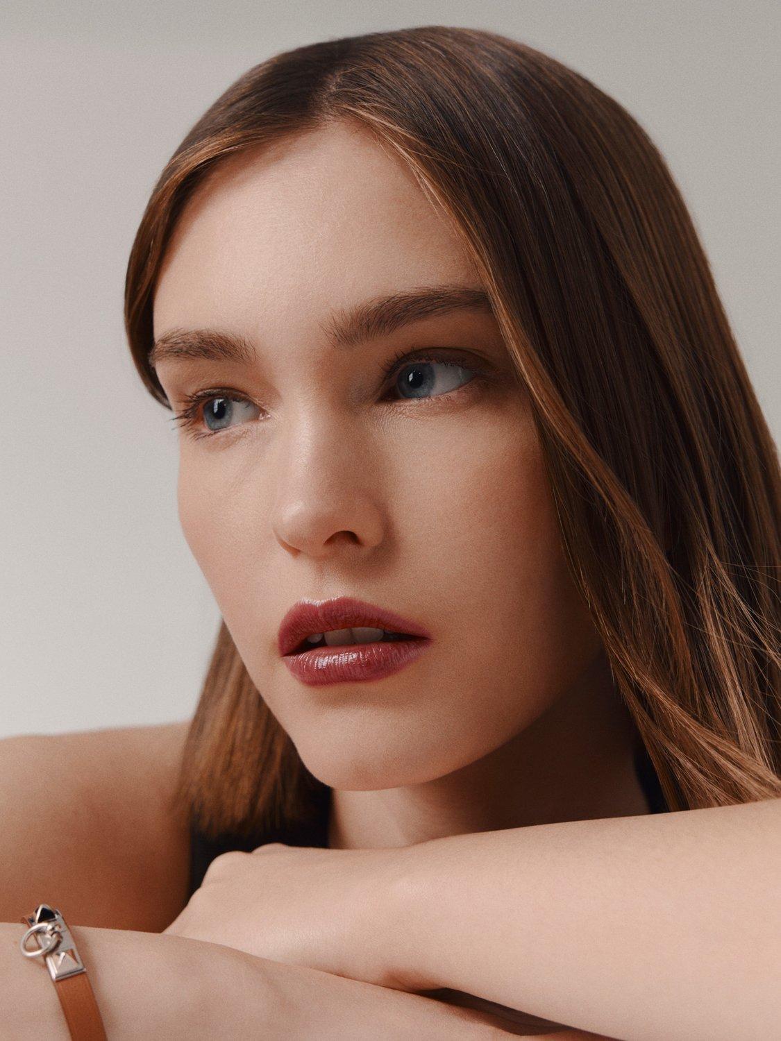 Product image 8 of 9, which shows Hermès Silky Lipstick Shine, 87 Brun Sellier