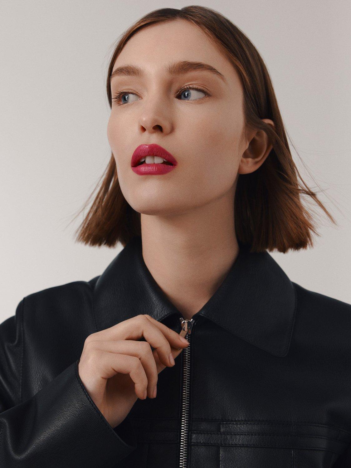Product image 8 of 9, which shows Hermès Silky Lipstick Shine, 77 Rouge Grenade