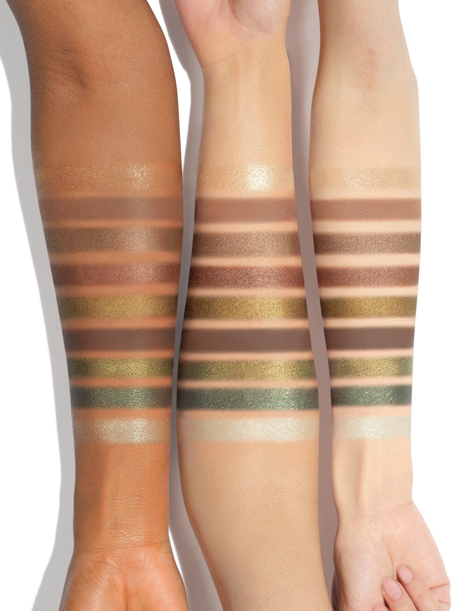 アイシャドウ Charlotte Tilbury Emerald Effect Charlotte's Palette Of Beautifying Eye Trends: Limited