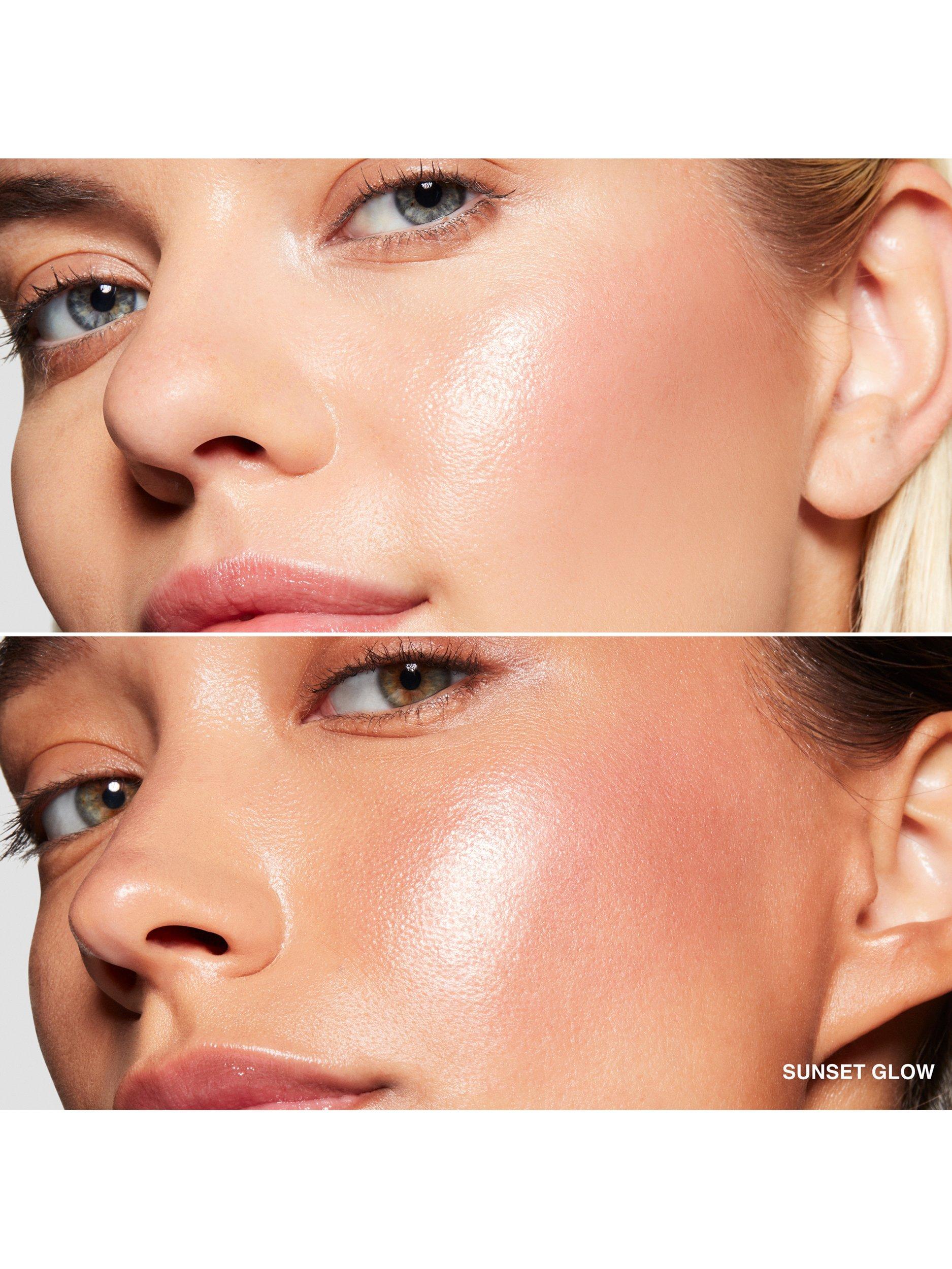 Product image 2 of 4, which shows Bobbi Brown Limited Edition Highlighting Powder, Sunset Glow