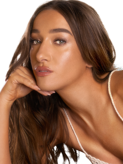 Charlotte Tilbury Beautiful Skin Island Glow Easy Tanning Drops - view 2, Light/Medium