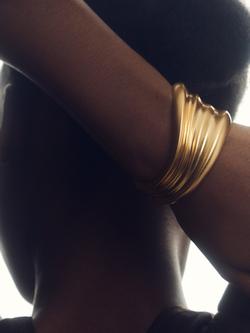 Reiss Florence Fluid Cuff Bangle - view 2, Gold
