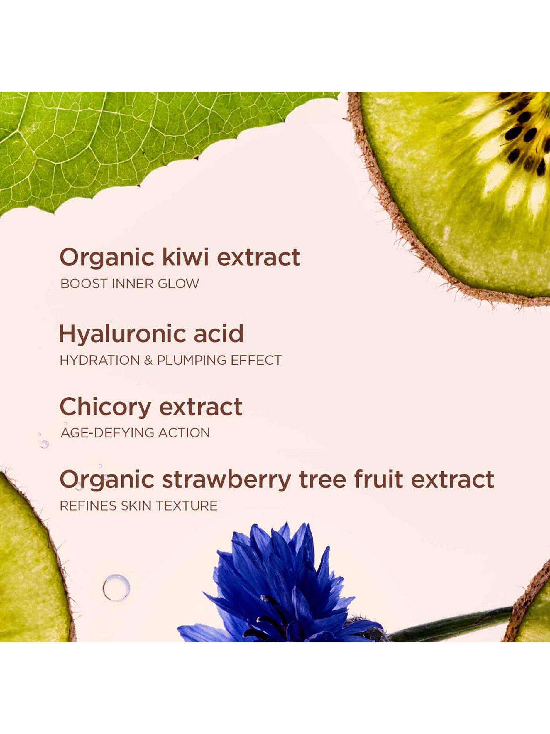 Product image 4 of 5, which shows Clarins Skin Illusion Tinted Moisturiser SPF 25, 09