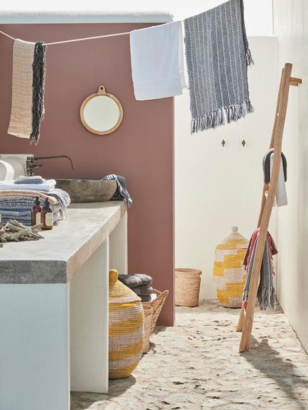 The Little Greene Paint Company Intelligent Eggshell, Mid Pinks - view 2, Nether Red