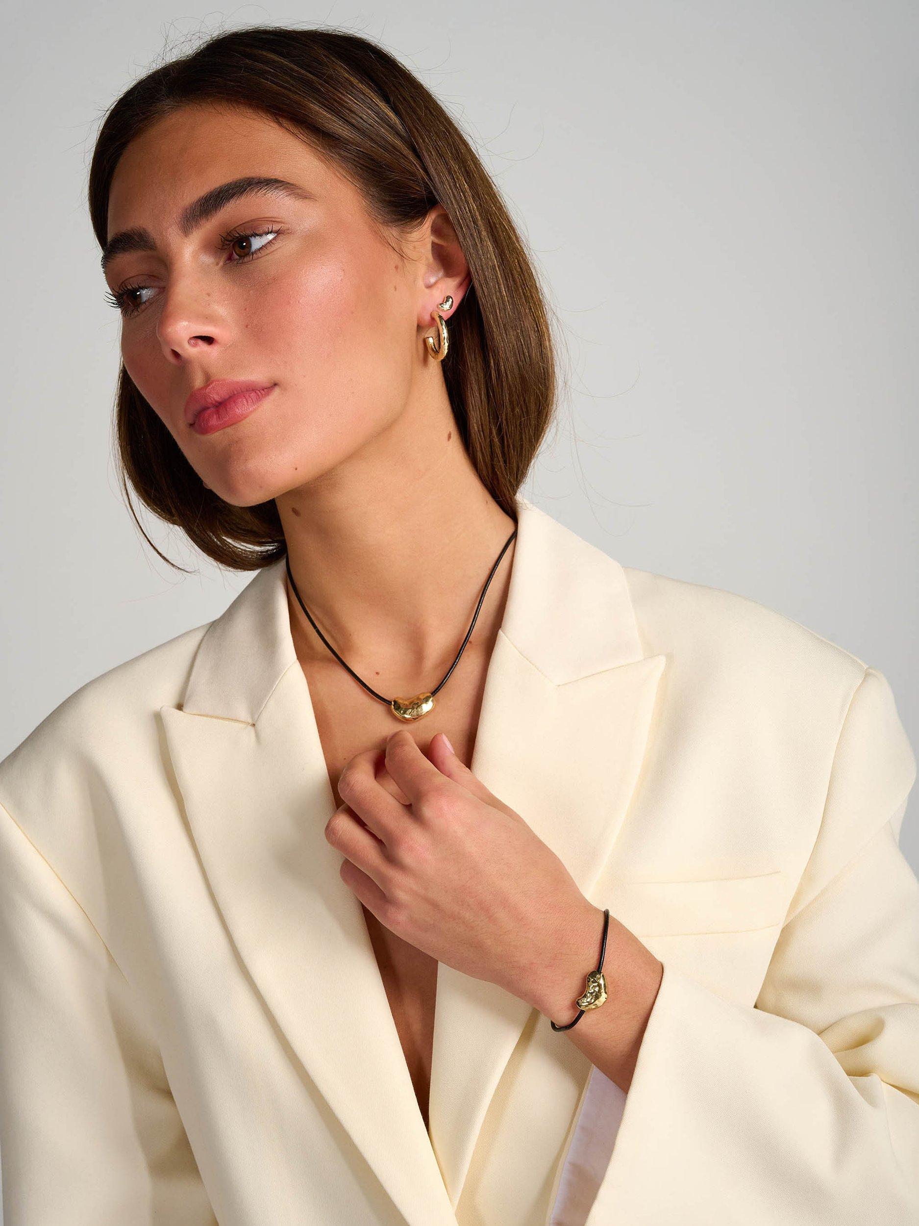 Product image 4 of 5, which shows Tutti & Co Soul Collection Pillow Heart Leather Bracelet, Gold