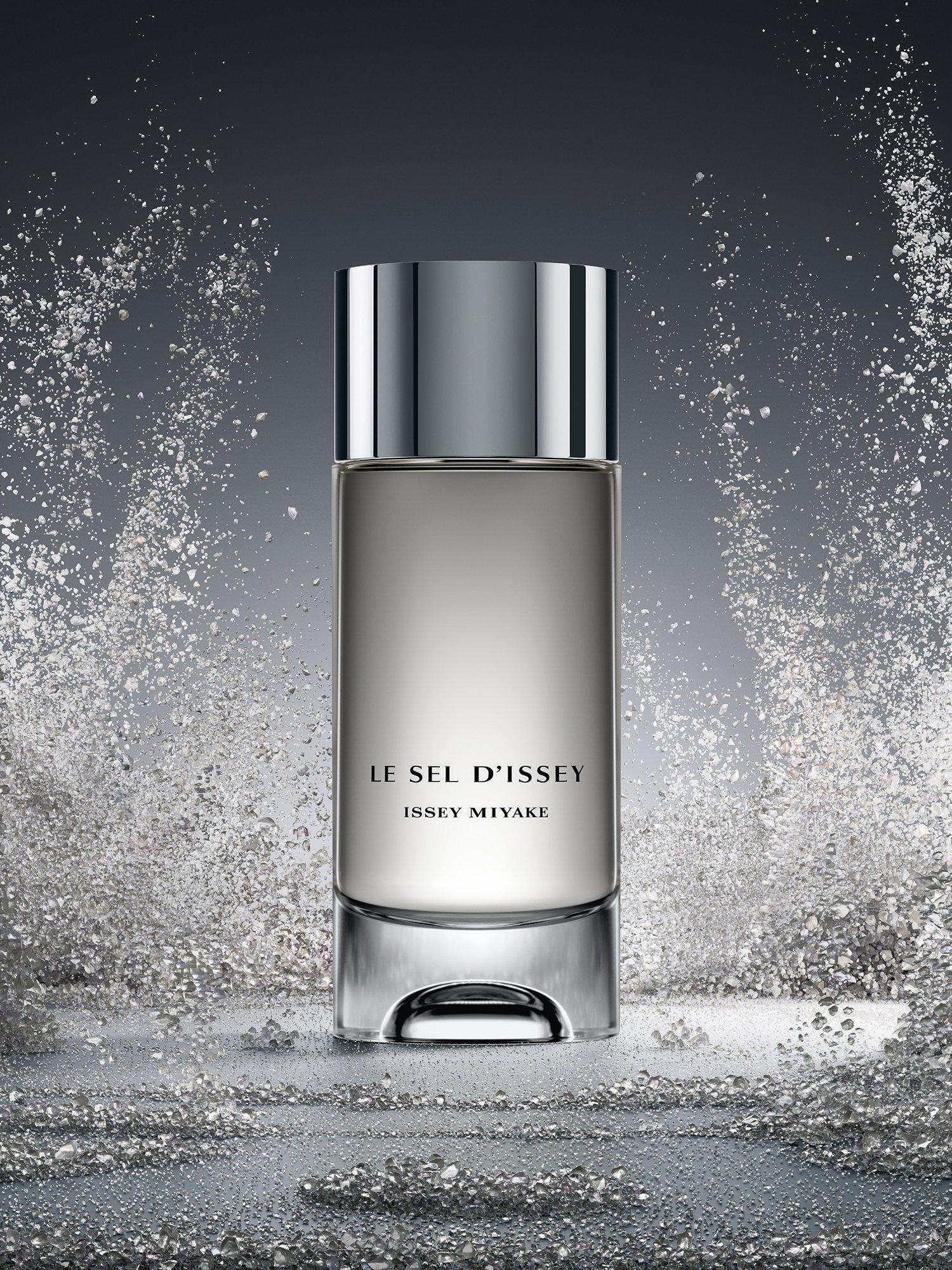 Product image 3 of 4, which shows Issey Miyake Le Sel d'Issey Eau de Toilette 50ml Father's Day Fragrance Gift Set